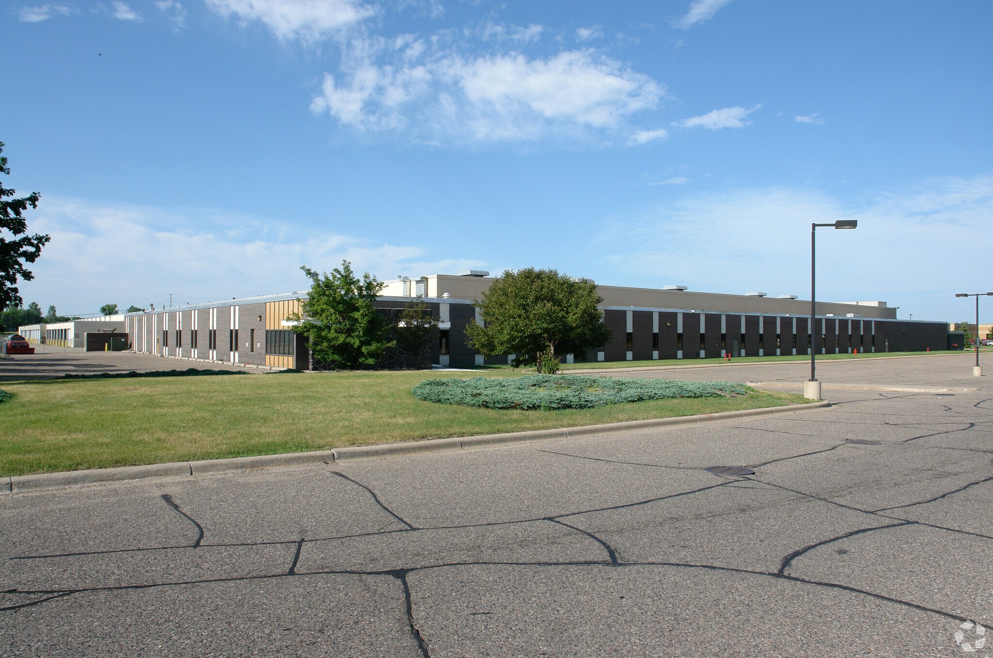 5501 W Old Shakopee Rd, Bloomington, MN for sale Building Photo- Image 1 of 1