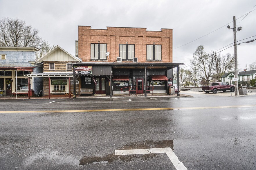 216 E Main St, Glendale, KY for sale - Building Photo - Image 1 of 1