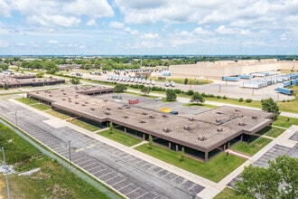 4000-4100 114th St, Urbandale, IA - AERIAL map view - Image1