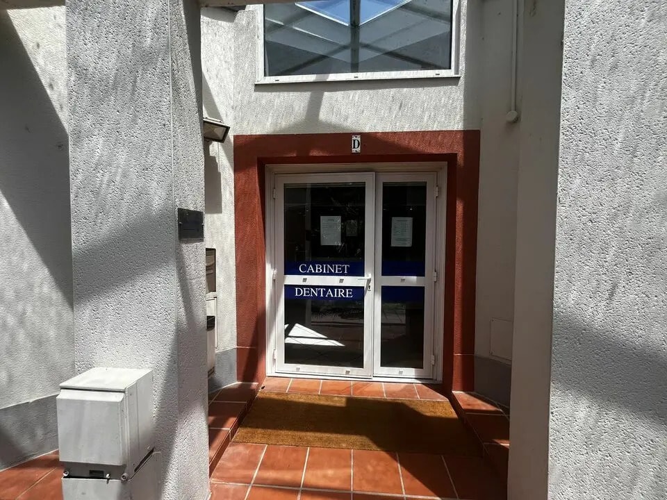 Office in Muret for sale Lobby- Image 1 of 10