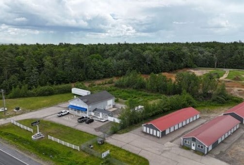 1384 Carl Broggi Hwy, Lebanon, ME for sale - Primary Photo - Image 1 of 1