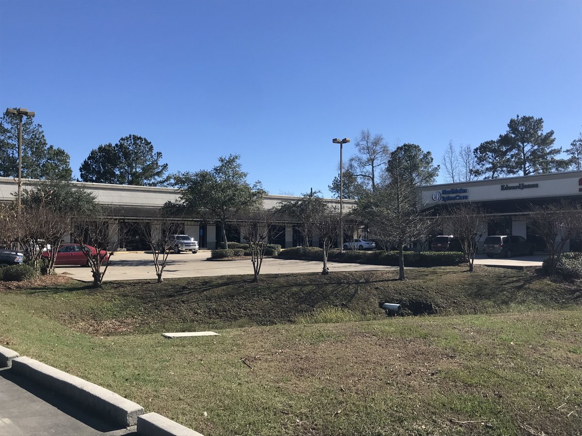 2639 N Causeway Blvd, Mandeville, LA for lease Primary Photo- Image 1 of 3