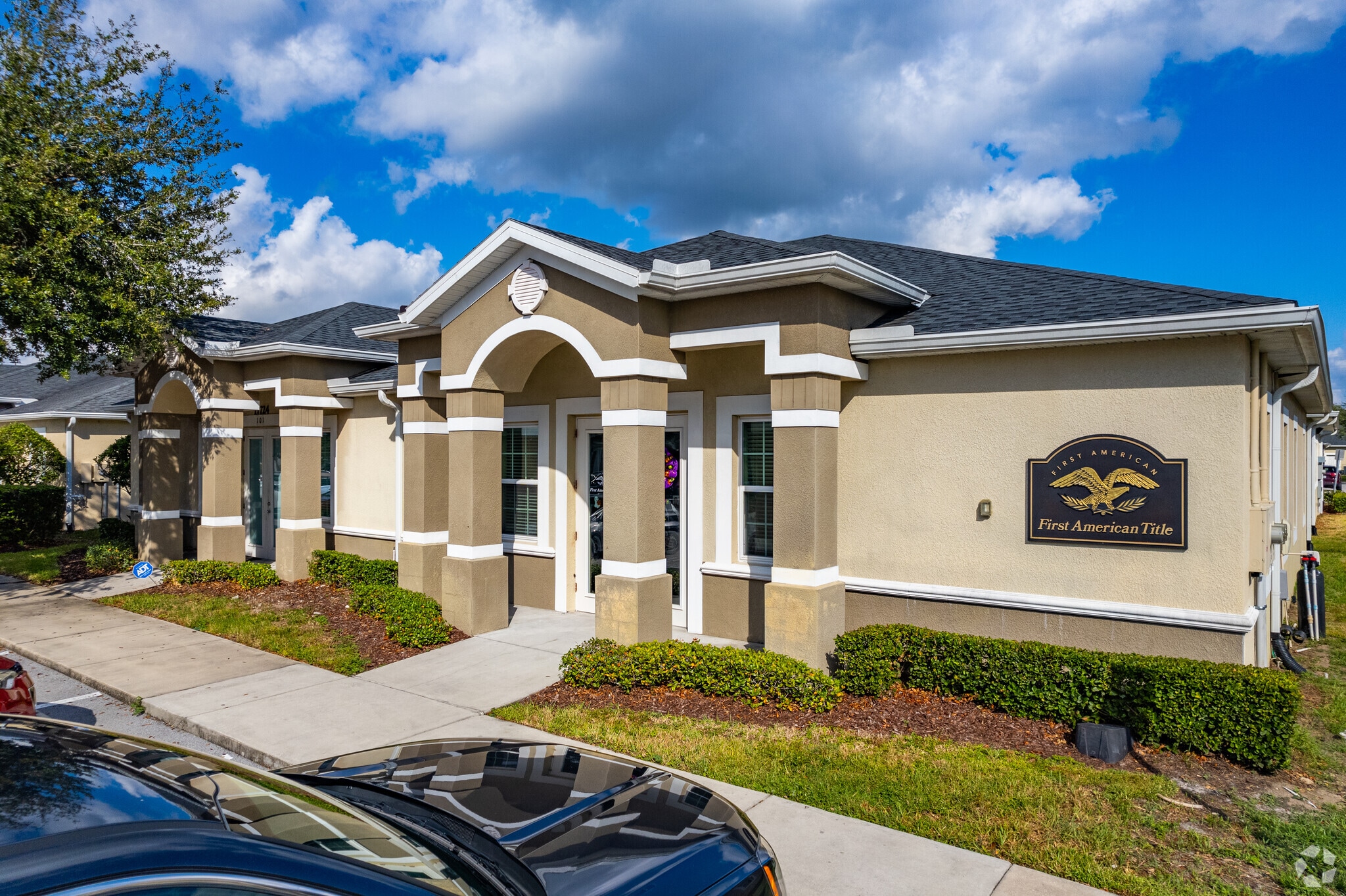 17724 Hunting Bow Cir, Lutz, FL for lease Primary Photo- Image 1 of 6