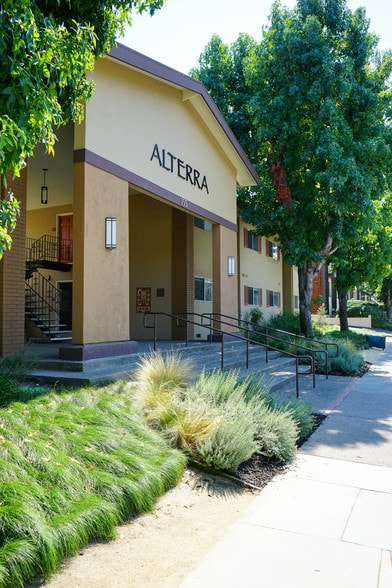 155 Nova Albion Way, San Rafael, CA for sale - Building Photo - Image 2 of 27