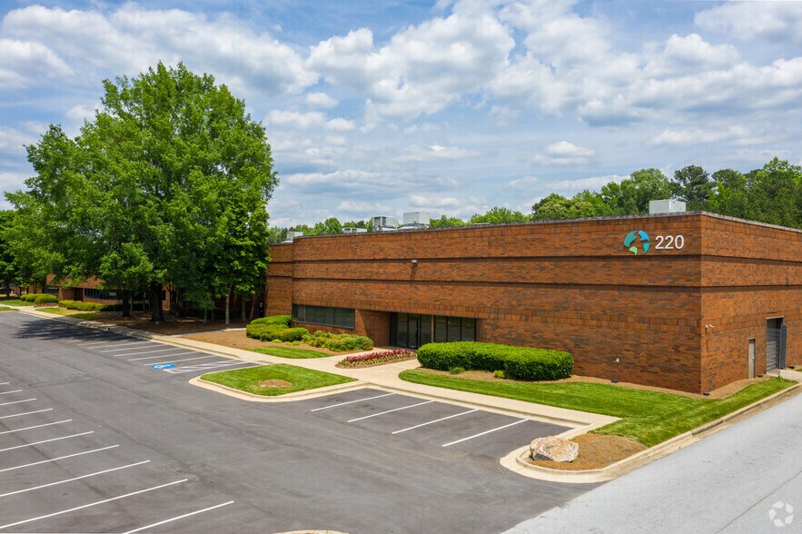 220 The Bluffs, Austell, GA 30168