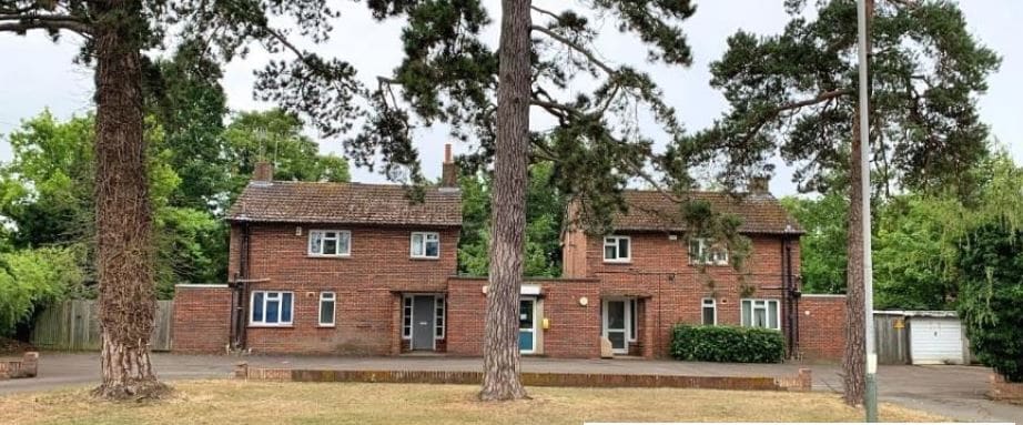 136-138 Maidstone Rd, Paddock Wood for sale Primary Photo- Image 1 of 1