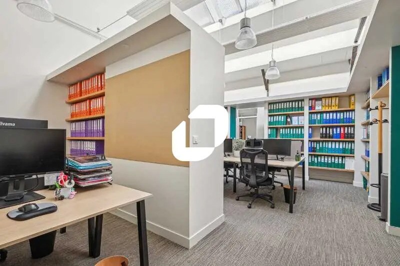 8 Rue De La Grange Ory, Cachan for lease - Interior Photo - Image 3 of 16