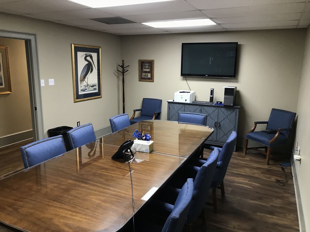 1017 E Dale St, New Iberia, LA 70560