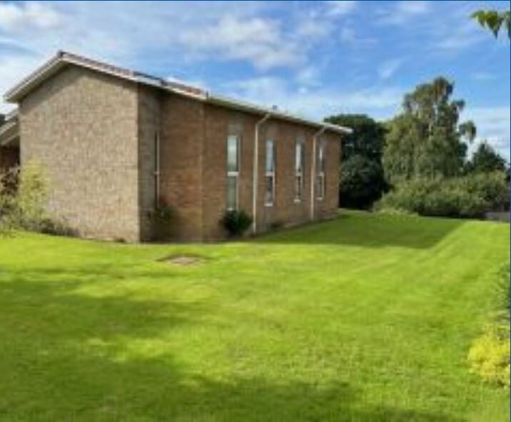 4 Upper Bourtree Dr, Rutherglen for sale Primary Photo- Image 1 of 2