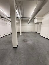 966 S Western Ave, Los Angeles, CA for lease Interior Photo- Image 2 of 8