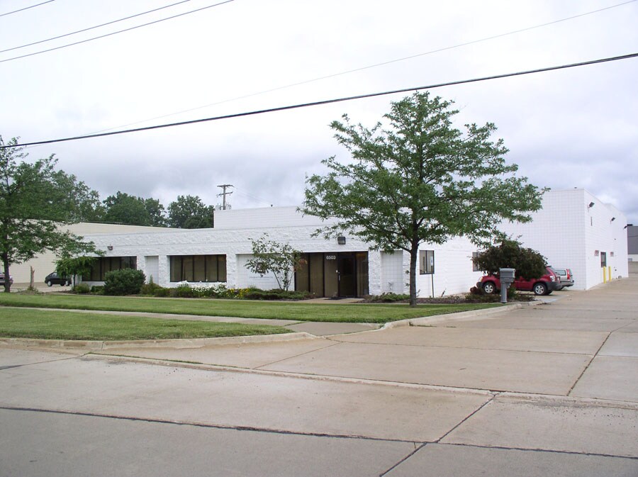 6503 19 1/2 Mile Rd, Sterling Heights, MI for sale Building Photo- Image 1 of 1