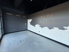 5036 Keagy Rd, Roanoke, VA for lease Building Photo- Image 2 of 12