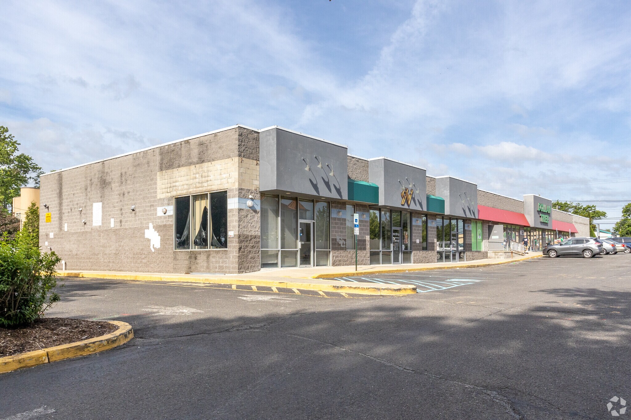 1392 St Georges Ave, Avenel, NJ for sale Primary Photo- Image 1 of 1