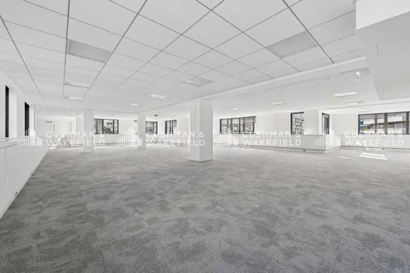 101-109 Rue Jean Jaurès, Levallois-Perret for lease Interior Photo- Image 1 of 2