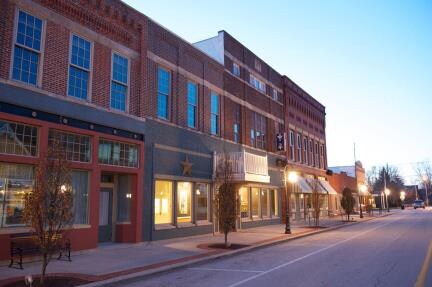 193 N Main St, Roanoke, IN for sale - Primary Photo - Image 1 of 1