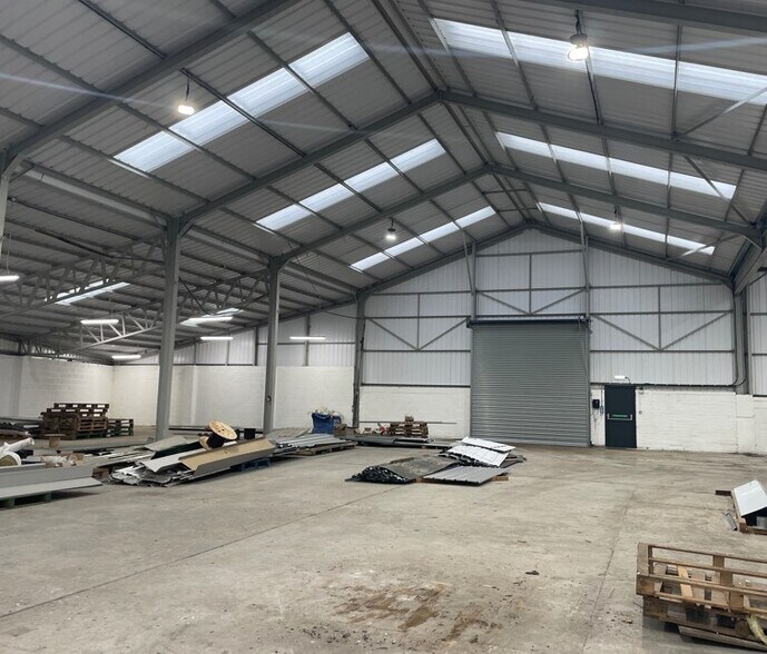London Rd, Devizes for lease - Building Photo - Image 3 of 4