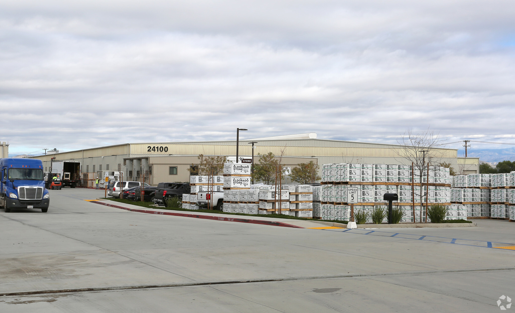 Industrial in Perris, CA for sale Primary Photo- Image 1 of 1