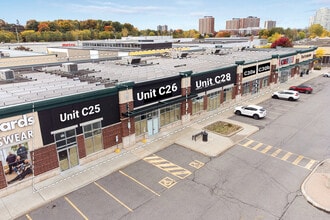 100 Trainyards Dr, Ottawa, ON for lease Building Photo- Image 2 of 26