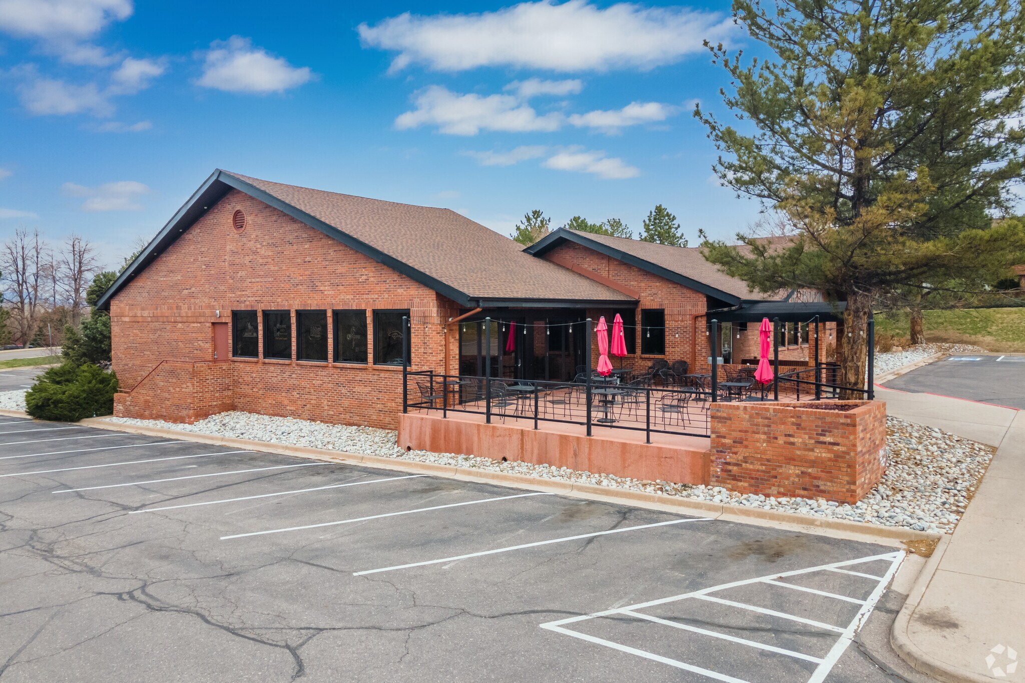 51 W Dry Creek Ct, Littleton, CO 80120