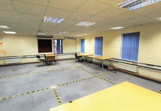 Vernon Rd, Scarborough for lease Interior Photo- Image 1 of 2