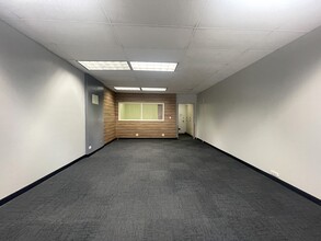 1860 Ala Moana Blvd, Honolulu, HI for lease Interior Photo- Image 2 of 2