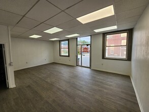 107 High NE ave, Coeburn, VA for lease Interior Photo- Image 2 of 3