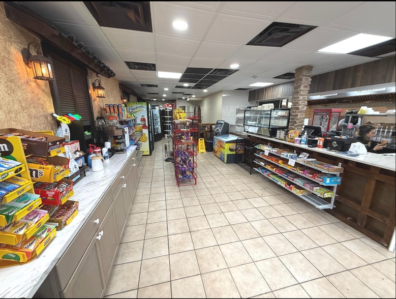 4911 Landis Ave, Sea Isle City, NJ for sale - Building Photo - Image 2 of 13