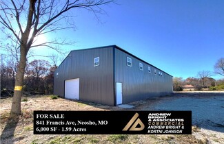 More details for 841 Frances Ave, Neosho, MO - Retail for Sale