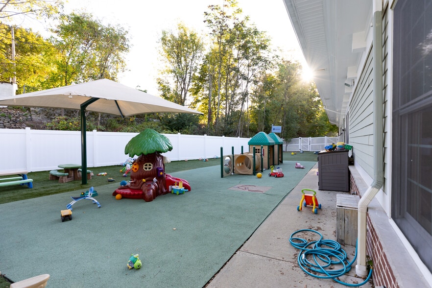 107 Main St, Sparta, NJ for sale - Building Photo - Image 3 of 6