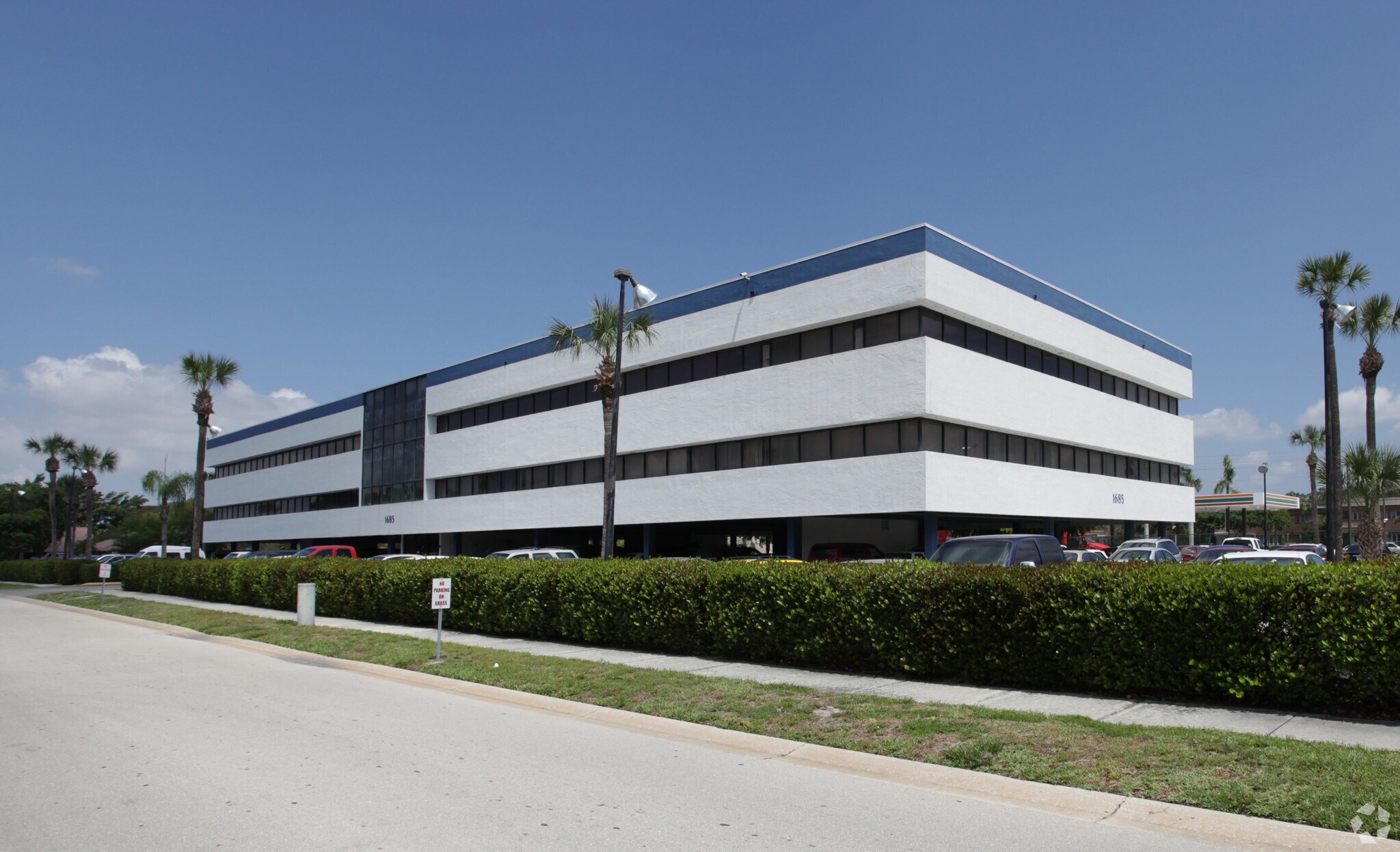 1685 Medical Ln, Fort Myers, FL for sale Building Photo- Image 1 of 1