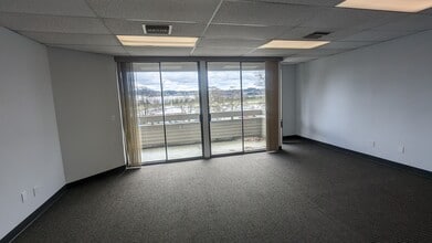 865 Rainier Ave N, Renton, WA for lease Building Photo- Image 2 of 5