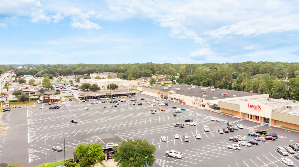 501 E Oglethorpe Hwy, Hinesville, GA for lease - Building Photo - Image 1 of 9