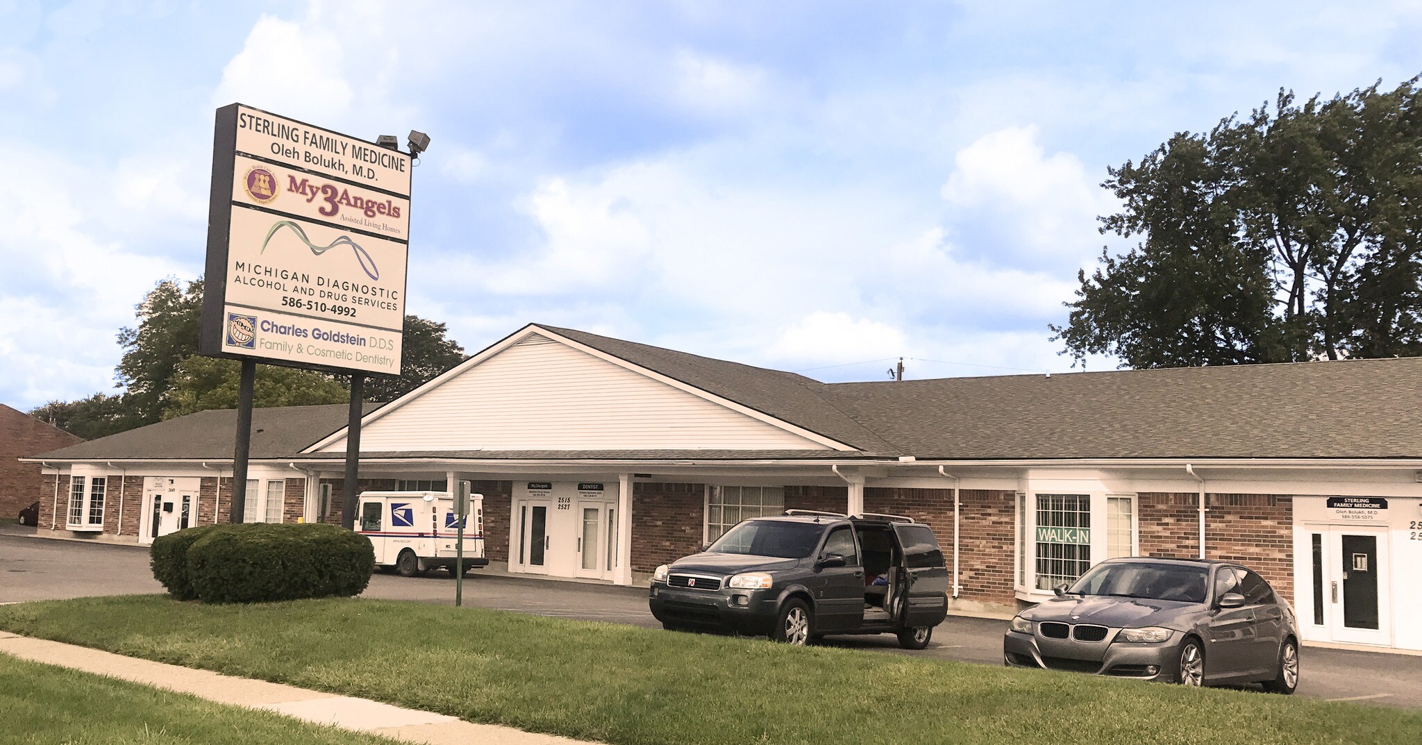 2449-2551 E 12 Mile Rd, Warren, MI for sale Primary Photo- Image 1 of 1