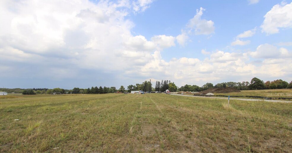 Village West Lot 5, Waterloo, IA for sale - Building Photo - Image 2 of 5