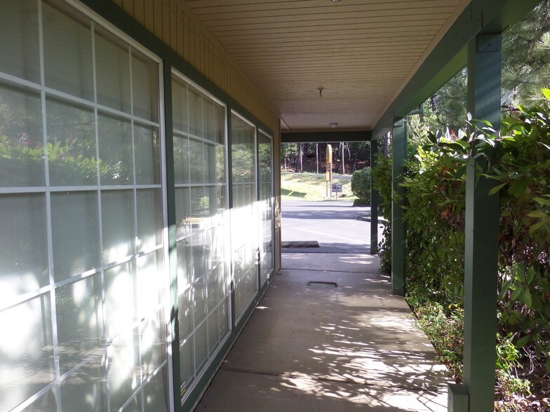 18701 Tiffeni Dr, Twain Harte, CA for lease - Building Photo - Image 3 of 38