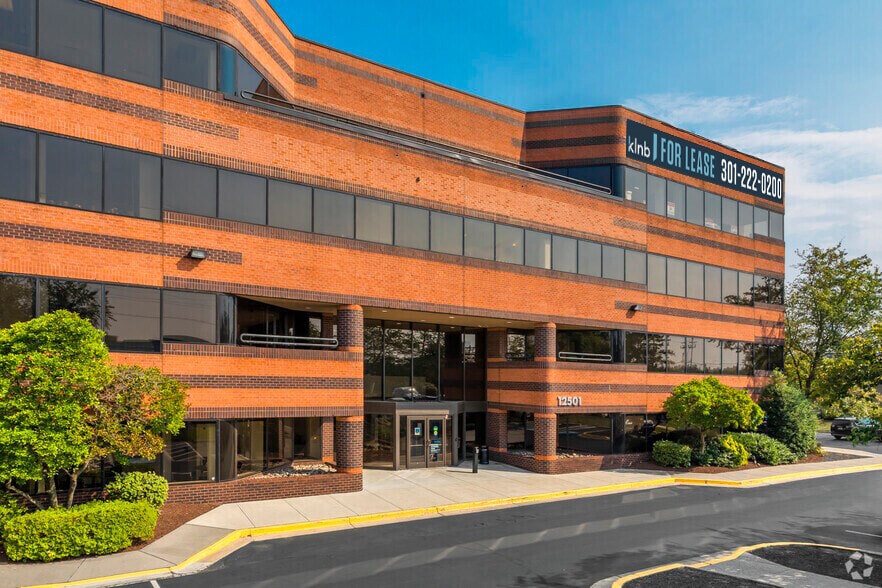 12501 Prosperity Dr, Silver Spring, MD for lease - Building Photo - Image 2 of 5