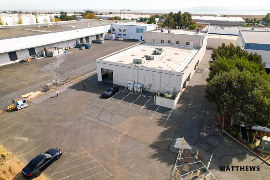 651 Stone Rd, Benicia, CA for lease - Building Photo - Image 2 of 4