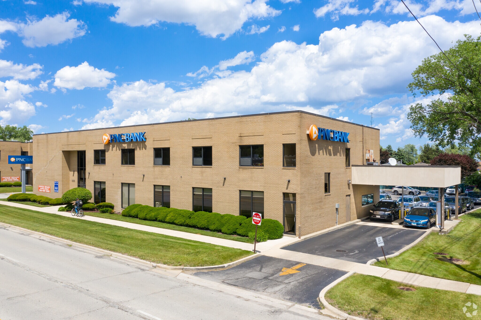 10135 S Roberts Rd, Palos Hills, IL for sale Primary Photo- Image 1 of 4