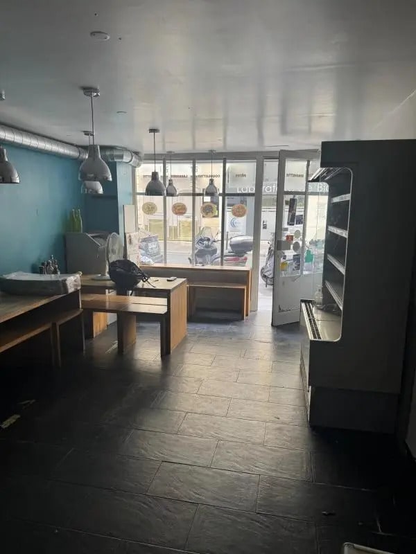 16 Rue Du Faubourg Poissonnière, Paris for lease Interior Photo- Image 1 of 6