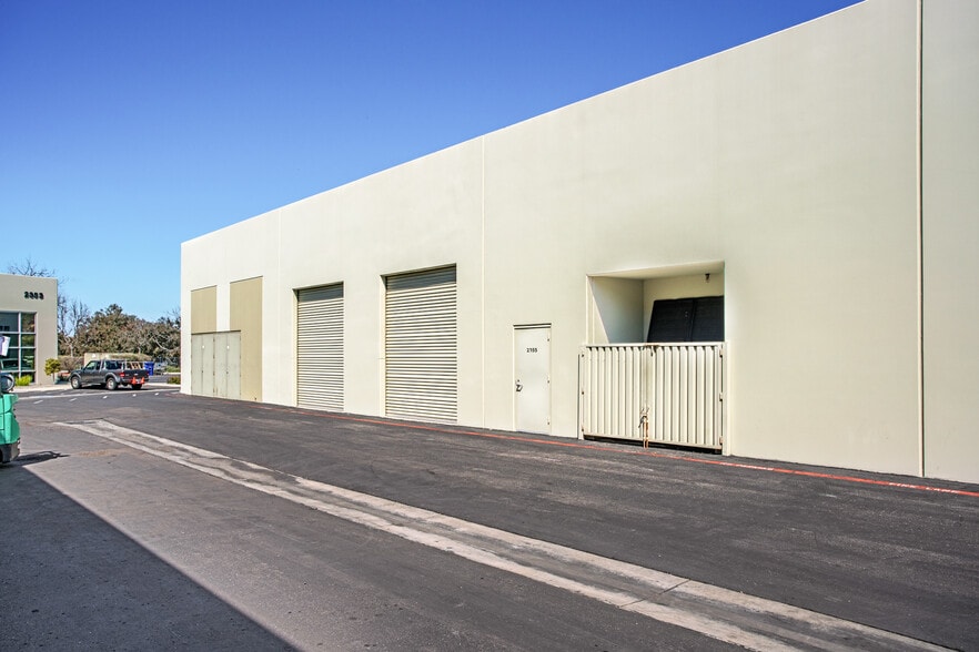 2355 La Mirada Dr, Vista, CA for sale - Building Photo - Image 3 of 6