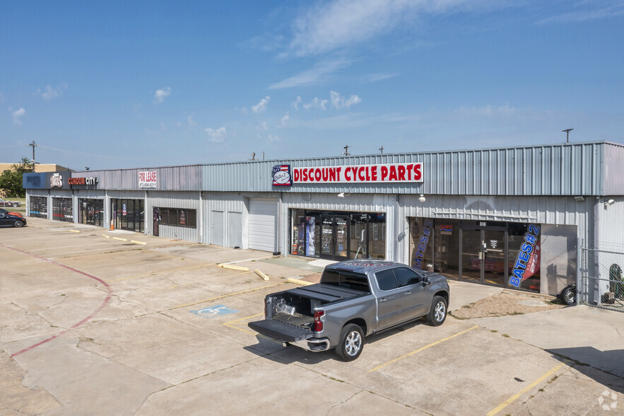 2455 E Highway 121, Lewisville, TX for lease - Building Photo - Image 1 of 4