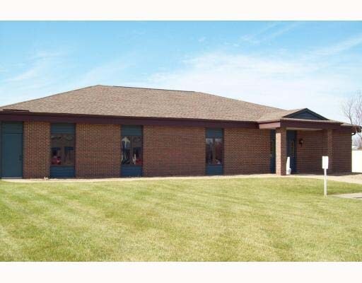 5925 NE Dry Creek Ln, Cedar Rapids, IA for sale Primary Photo- Image 1 of 1