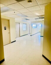 4221 Walney Rd, Chantilly, VA for lease Interior Photo- Image 1 of 4