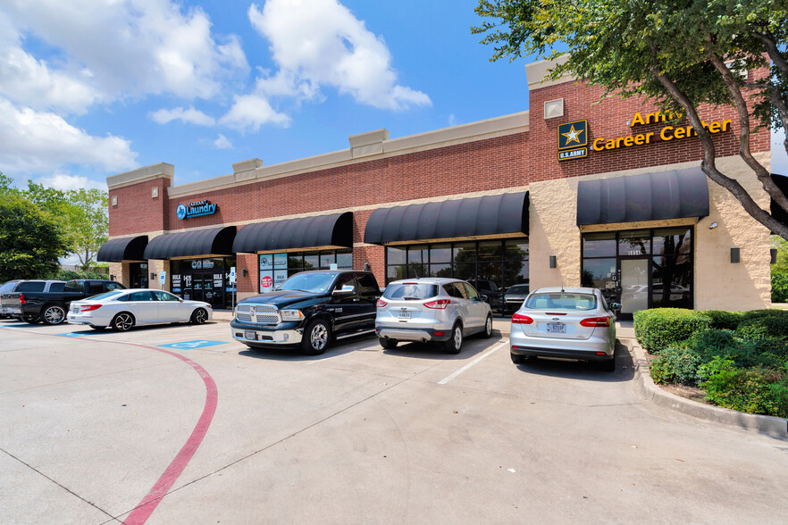 5850 S Hulen St, Fort Worth, TX for lease - Building Photo - Image 2 of 28