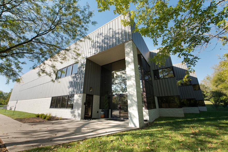 6141 Avery Rd, Dublin, OH for sale - Building Photo - Image 1 of 42