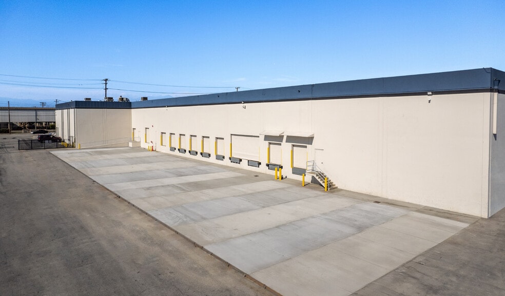 2522 E 37th St, Vernon, CA for lease - Building Photo - Image 3 of 8