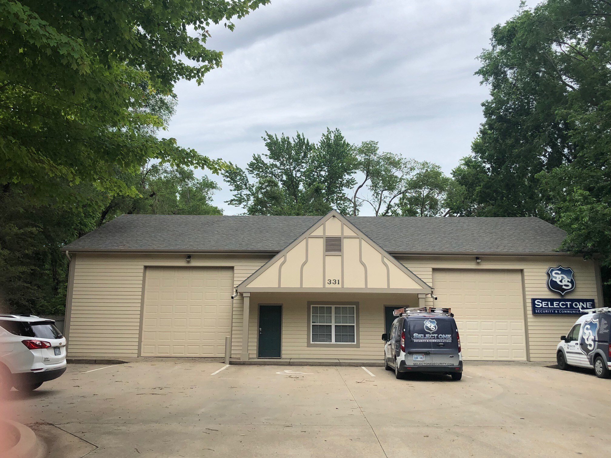 331 E Maple St, Lawrence, KS for sale Building Photo- Image 1 of 1