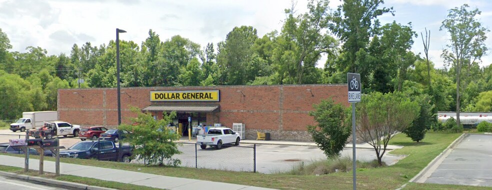 120 E Winthrope Ave, Millen, GA for sale - Building Photo - Image 2 of 4