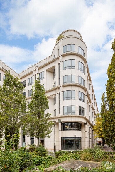 11 Place Du General Leclerc, Levallois-Perret for lease - Building Photo - Image 2 of 3
