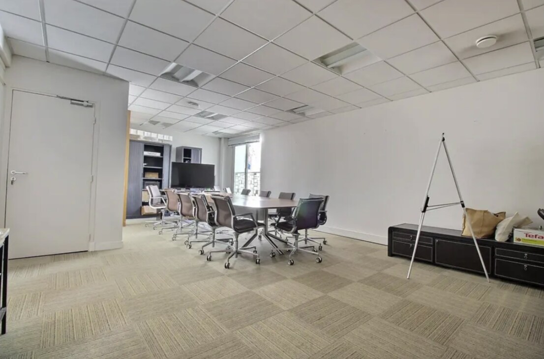 1 Rue De Gramont, Paris for lease Interior Photo- Image 1 of 10